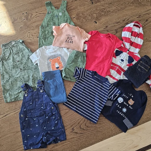 Baby Boy Bundle Sz 9mos - Picture 1 of 2
